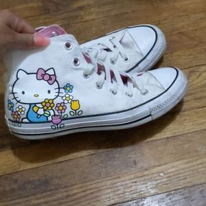 Hello kitty Converse